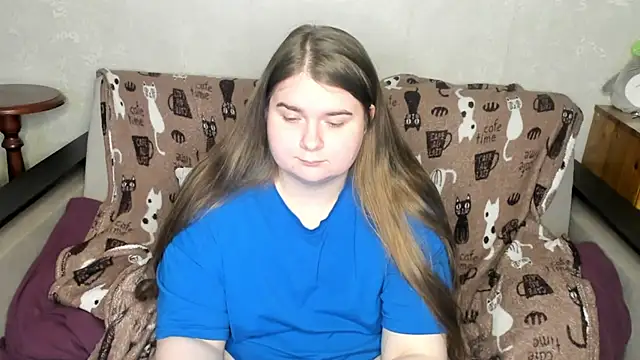 Snapshot of Aushpana chatting on 03/10/25, 01:10 Aushpana online show from 03/10/25, 01:10