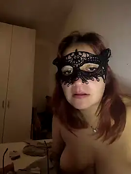 Snapshot of xxcatwomanxx chatting on 12/08/24, 02:30 xxcatwomanxx online show from 12/08/24, 02:30