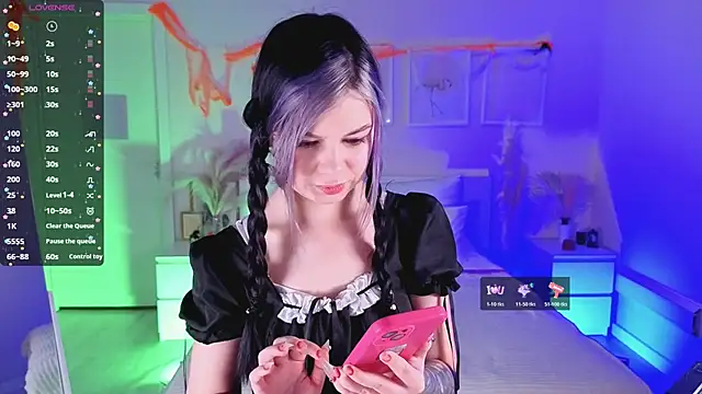 Lil Amelie online show from 10/30/25, 08:49