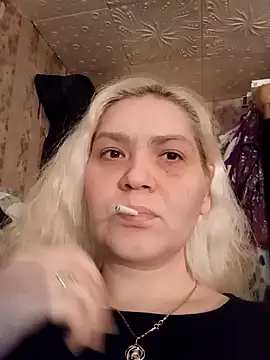 Snapshot of Minna_Jeannie chatting on 12/12/24, 03:32 Minna Jeannie online show from 12/12/24, 03:32