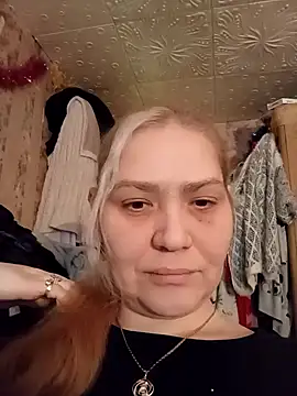 Snapshot of Minna_Jeannie chatting on 12/23/24, 03:29 Minna Jeannie online show from 12/23/24, 03:29