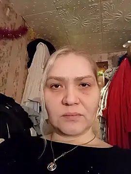 Snapshot of Minna_Jeannie chatting on 12/26/24, 03:27 Minna Jeannie online show from 12/26/24, 03:27