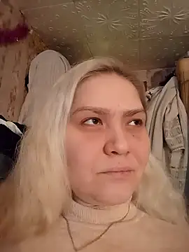 Snapshot of Minna_Jeannie chatting on 01/13/25, 03:34 Minna Jeannie online show from 01/13/25, 03:34