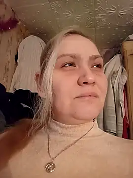 Snapshot of Minna_Jeannie chatting on 01/14/25, 03:22 Minna Jeannie online show from 01/14/25, 03:22