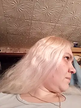 Snapshot of Minna_Jeannie chatting on 09/25/25, 02:37 Minna Jeannie online show from 09/25/25, 02:37