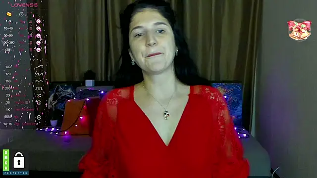 Snapshot of Alianna_Solo_Kisses chatting on 02/03/25, 12:25 Alianna Solo Kisses online show from 02/03/25, 12:25