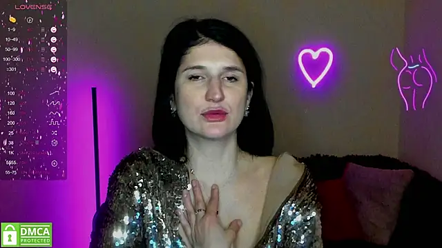 Snapshot of Alianna_Solo_Kisses chatting on 02/19/25, 03:38 Alianna Solo Kisses online show from 02/19/25, 03:38