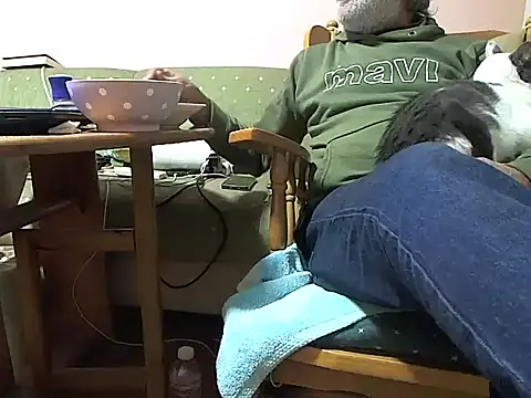 zormen355 online show from 11/14/25, 07:34