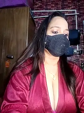 albelasummi702 online show from 02/17/25, 05:21