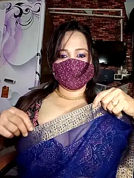 albelasummi702 online show from 10/25/25, 08:33