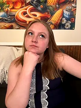 Snapshot of PhatAssBlond chatting on 09/16/25, 05:58 PhatAssBlond online show from 09/16/25, 05:58