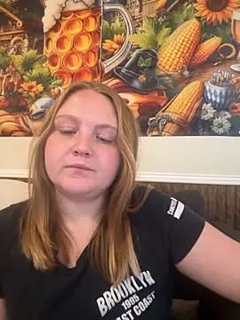 Snapshot of PhatAssBlond chatting on 09/23/25, 08:12 PhatAssBlond online show from 09/23/25, 08:12