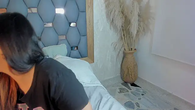 Snapshot of yayi_derek chatting on 10/11/25, 11:42 yayi derek online show from 10/11/25, 11:42