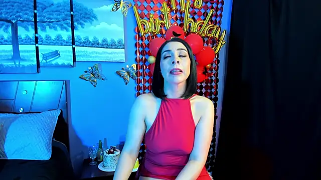 Snapshot of AdelleLennox_cg chatting on 09/15/25, 11:10 AdelleLennox cg online show from 09/15/25, 11:10