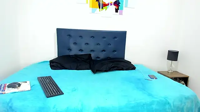 Snapshot of brenda_sofia2 chatting on 10/24/25, 08:05 brenda sofia2 online show from 10/24/25, 08:05