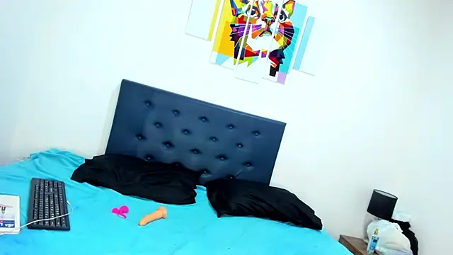 Snapshot of brenda_sofia2 chatting on 10/27/25, 02:37 brenda sofia2 online show from 10/27/25, 02:37