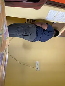 Snapshot of Dreamcaptain6888 chatting on 11/20/25, 06:35 Dreamcaptain6888 online show from 11/20/25, 06:35