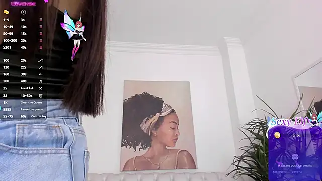 Snapshot of Aleejaa__ chatting on 12/16/24, 11:12 Aleejaa online show from 12/16/24, 11:12