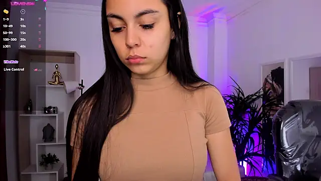 Snapshot of Aleejaa__ chatting on 01/20/25, 11:24 Aleejaa online show from 01/20/25, 11:24
