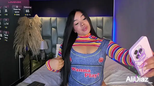 Snapshot of MarianaGarciaa__ chatting on 09/23/25, 07:50 MarianaGarciaa online show from 09/23/25, 07:50