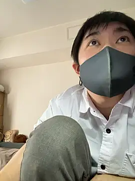 Snapshot of kentyken chatting on 10/06/25, 02:42 kentyken online show from 10/06/25, 02:42