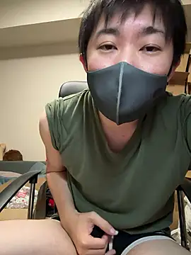 Snapshot of kentyken chatting on 10/08/25, 01:42 kentyken online show from 10/08/25, 01:42