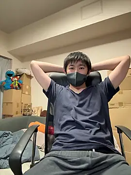 Snapshot of kentyken chatting on 10/21/25, 01:34 kentyken online show from 10/21/25, 01:34