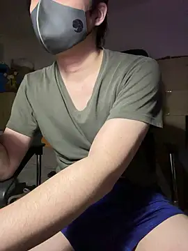 Snapshot of kentyken chatting on 10/24/25, 08:49 kentyken online show from 10/24/25, 08:49