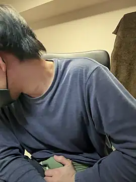 Snapshot of kentyken chatting on 11/13/25, 03:11 kentyken online show from 11/13/25, 03:11