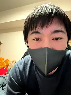 Snapshot of kentyken chatting on 11/17/25, 03:40 kentyken online show from 11/17/25, 03:40