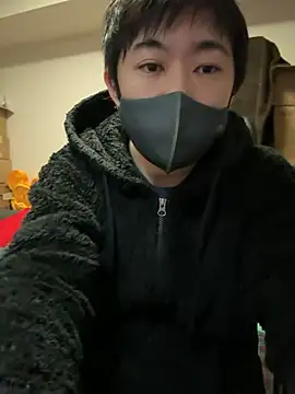 Snapshot of kentyken chatting on 11/19/25, 03:34 kentyken online show from 11/19/25, 03:34