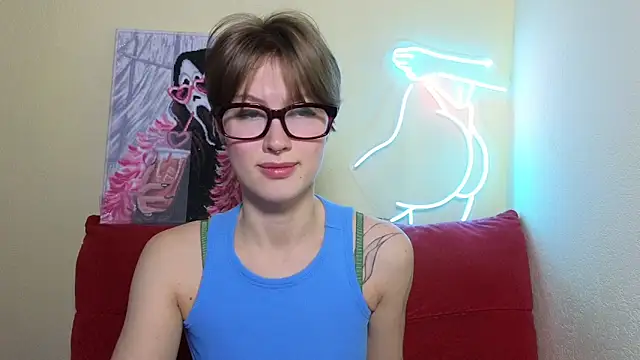 Snapshot of MalvinaBlum chatting on 09/30/25, 01:54 MalvinaBlum online show from 09/30/25, 01:54