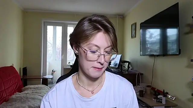 MalvinaBlum online show from 10/26/25, 06:19