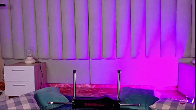 alaia-rogers online show from 09/19/25, 11:55