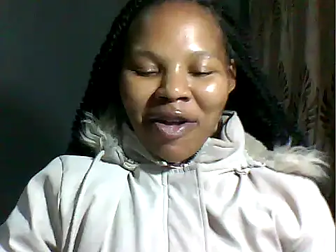 Snapshot of MAZINGDIVA1994 chatting on 02/16/25, 04:53 MAZINGDIVA1994 online show from 02/16/25, 04:53