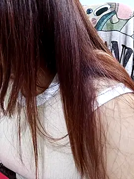 ZUCAAT online show from 11/19/25, 03:39