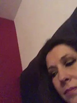 Lwhite1 online show from 12/29/24, 12:30