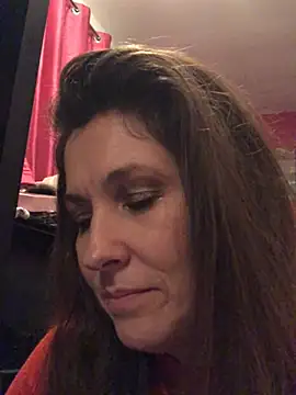 Lwhite1 online show from 01/04/25, 12:05