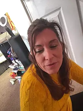 Lwhite1 online show from 01/27/25, 04:01