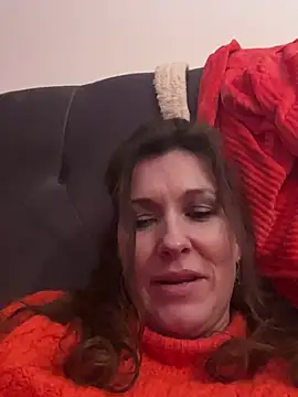 Lwhite1 online show from 02/13/25, 03:56