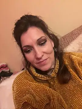 Lwhite1 online show from 02/15/25, 12:26