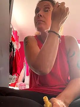 Lwhite1 online show from 09/08/25, 04:06