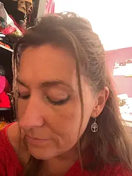 Lwhite1 online show from 09/30/25, 03:50