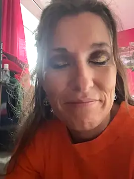 Lwhite1 online show from 10/08/25, 03:42