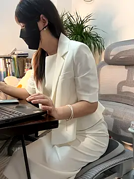 Snapshot of Annabody chatting on 09/23/25, 07:33 Annabody online show from 09/23/25, 07:33