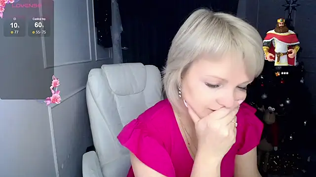 Juarnea online show from 01/21/25, 02:37