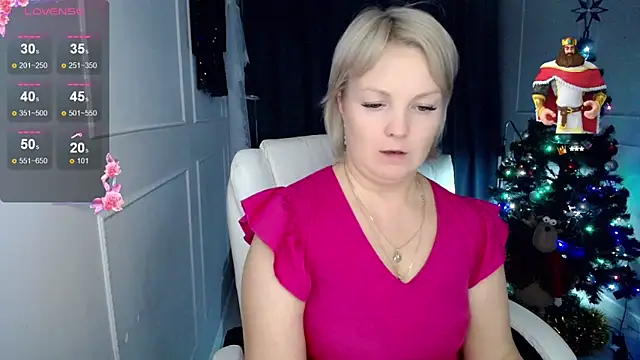 Juarnea online show from 01/21/25, 08:43