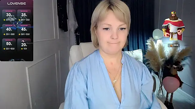 Juarnea online show from 02/25/25, 04:53