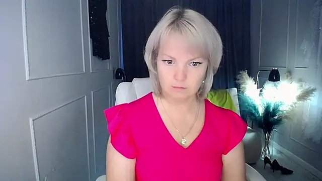 Juarnea online show from 10/08/25, 08:34