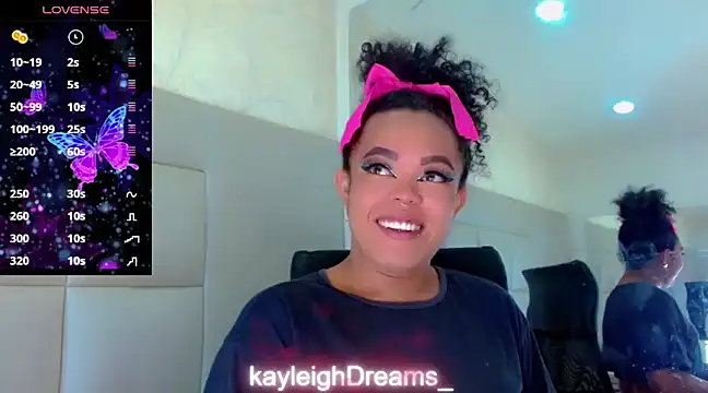 Snapshot of KayleighDreams_ chatting on 02/22/25, 02:28 KayleighDreams online show from 02/22/25, 02:28